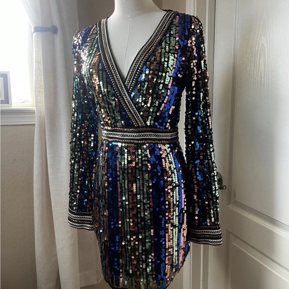 Minuet Petite Multicolor Sequin Long Sleeve Dress - Picture 5 of 11
